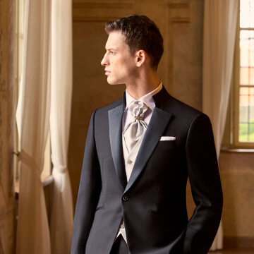 Abito sposo e cerimonia